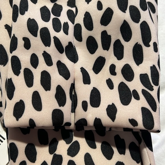 Bar III ANIMAL PRINT LEGGINGS - Picture 2 of 5